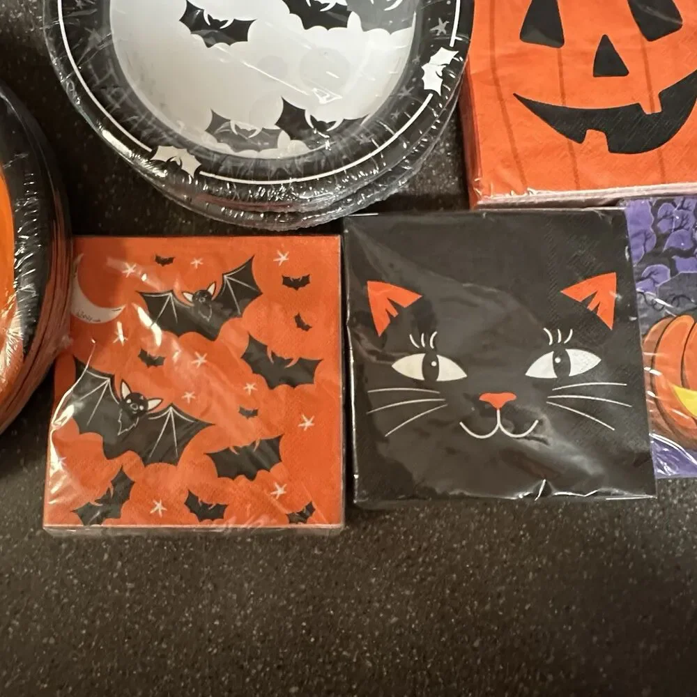 Halloween Paper Plate & Napkin Party Set – 88 Napkins, 82 Plates – Mixed Designs